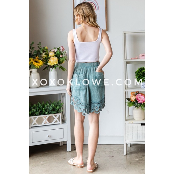 Oli & Hali Teal Washed Cotton Lace Bottom Elastic Waist Short - Picture 4 of 14
